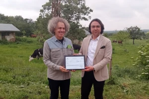 Silivri'de, Gündönümü Çiftliği'ne Ari İşletme Sertifikası verildi