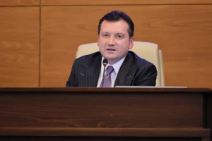 Silivri Belediye Meclisi'nde Bora Balcıoğlu'ndan Özgür Özel’e Yapılan Saldırıya Tepki