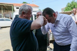 Başkan Balcıoğlu, Gazitepe Mahallesi’nde Vatandaşlarla Bayramlaştı