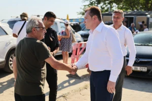 Başkan Balcıoğlu, Semizkumlar Mahallesi’nde Esnaf ve Vatandaşlarla Bir Araya Geldi