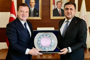 Başkan Bora Balcıoğlu İstanbul İl Milli Eğitim Müdürü Murat Mücahit Yentür’ü Ziyaret Etti
