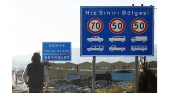 Karayollarında hız sınırı ve tabelalar değişiyor