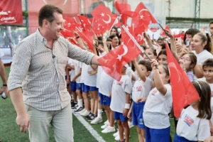 Başkan Balcıoğlu, Yaz Spor Okulları kapanış törenine katıldı