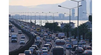 Trafiğe kayıtlı taşıt 33 milyona yaklaştı