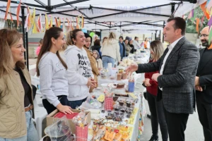 Başkan Balcıoğlu, Piri Mehmet Paşa İlkokulu’nda kermese katıldı
