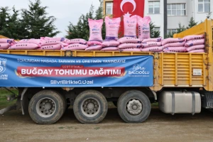 Silivri’de 200 üreticiye 40 ton buğday tohumu teslim edildi