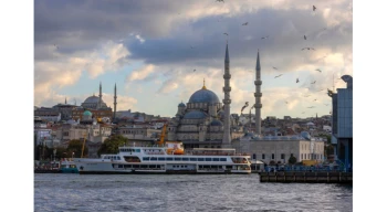 Kuzeybatıya yağmur geliyor, sıcaklıklar mevsim normallerinin üstünde