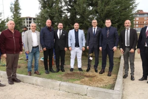 Silivri’de ‘Türkiye Yeşeriyor, Gazze Güçleniyor’ Projesi Kapsamında Fidanlar Toprakla B buluştu