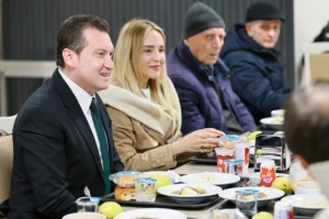 Başkan Balcıoğlu, Kent Lokantası’nda vatandaşlarla bir araya geldi
