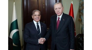 Cumhurbaşkanı Erdoğan, Şahbaz Şerif’le görüştü.. Erdoğan’ın barış diplomasisi sürüyor