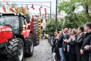 Başkan Balcıoğlu, traktör kortejine katıldı