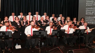 Emekliler Korosu’ndan müzik resitali