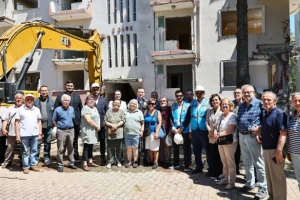 Cumhuriyet Mahallesi Esentepe Öğretmenler Sitesi’nde kentsel dönüşüm çalışmaları başladı