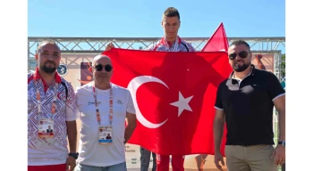 Muhammed Eren Uysal Dünya Şampiyonası’na damga vurdu... 6 altın, 2 dünya rekoru