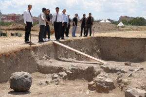 Başkan Sarıkurt’tan Çorlu Kalesi Kazılarına Ziyaret