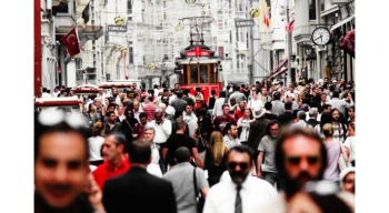 Türkiye’de erkekler 75, kadınlar 80 yıl yaşıyor