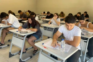 Silivri Belediyesi'nden LGS ve YKS Adaylarına Ücretsiz Eğitim Desteği